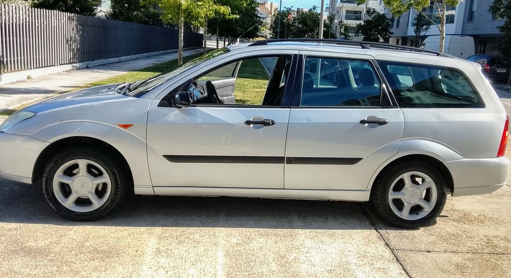 Ford focus gasolina 2000