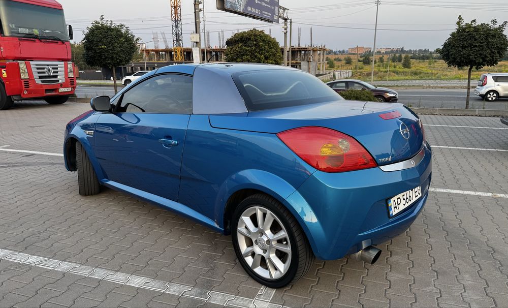 Opel Tigra TwinTop 1.8, Газ/бензин