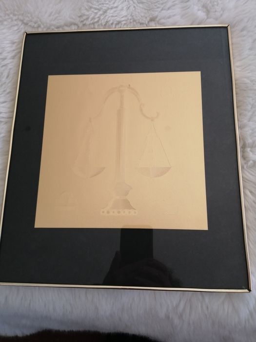 Quadro do signo balança, dourado com vidro, muito bom estado.