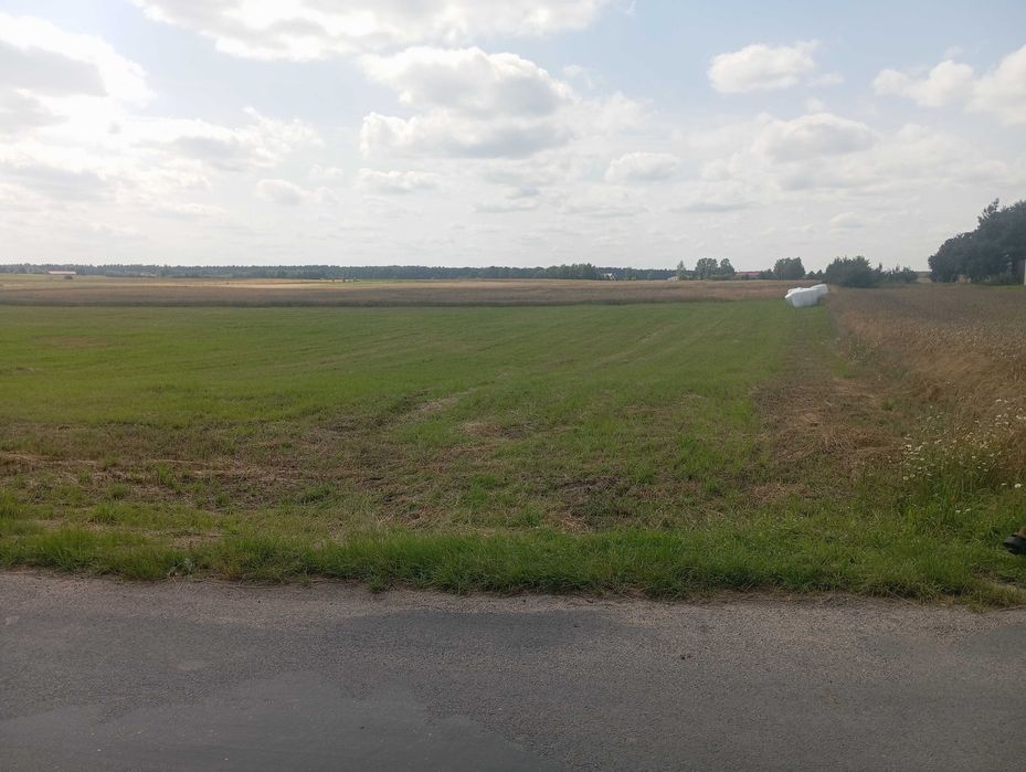 działka z możliwośćią zabudowy 30a!