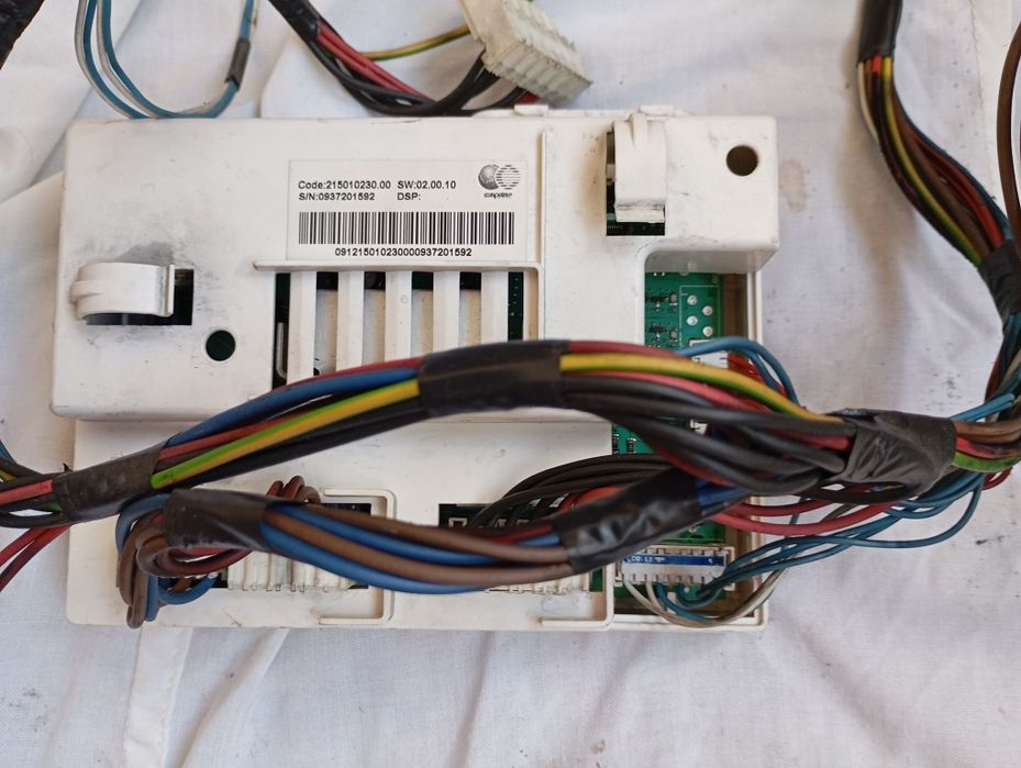 Запчасти для стиральной машины Indesit.