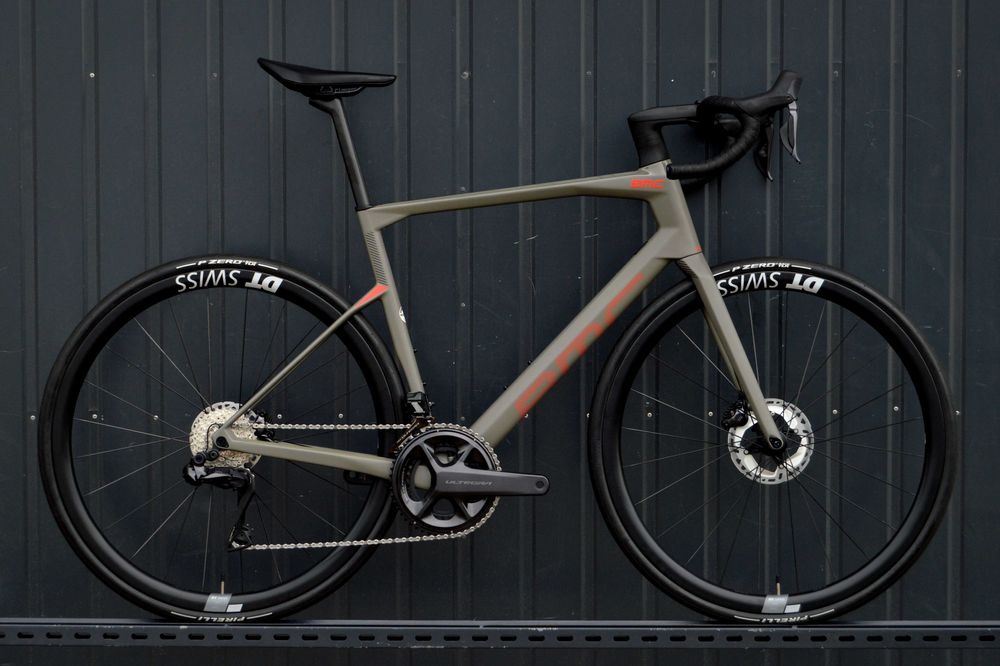 FVat23% Przebieg 10km BMC ROADMACHINE Carbon Ultegra Di2 DT Swiss 56