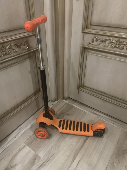 Самокат дитячий