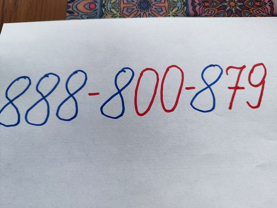 Złoty numer telefonu 888