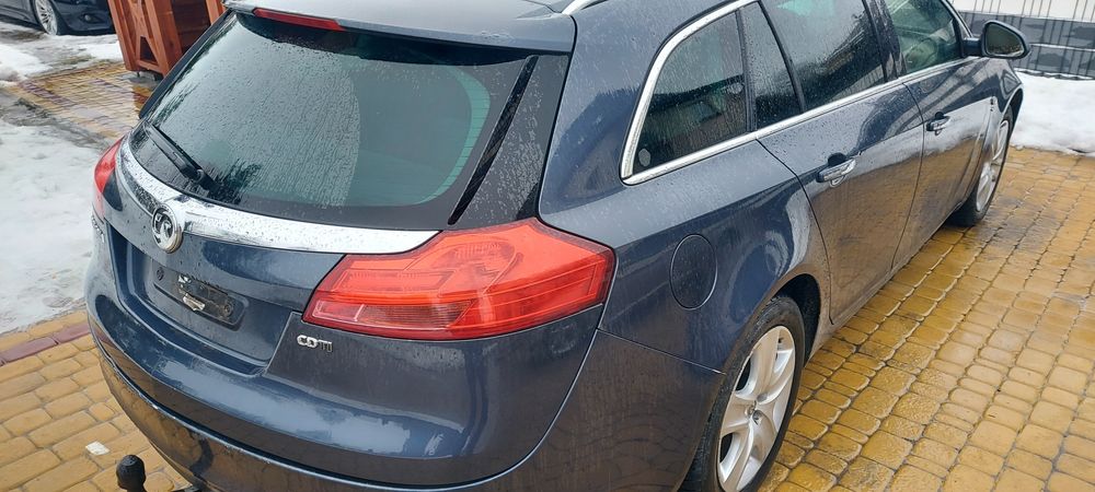 Insignia a kombi klapa z168