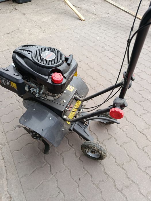 Glebogryzarka spalinowa