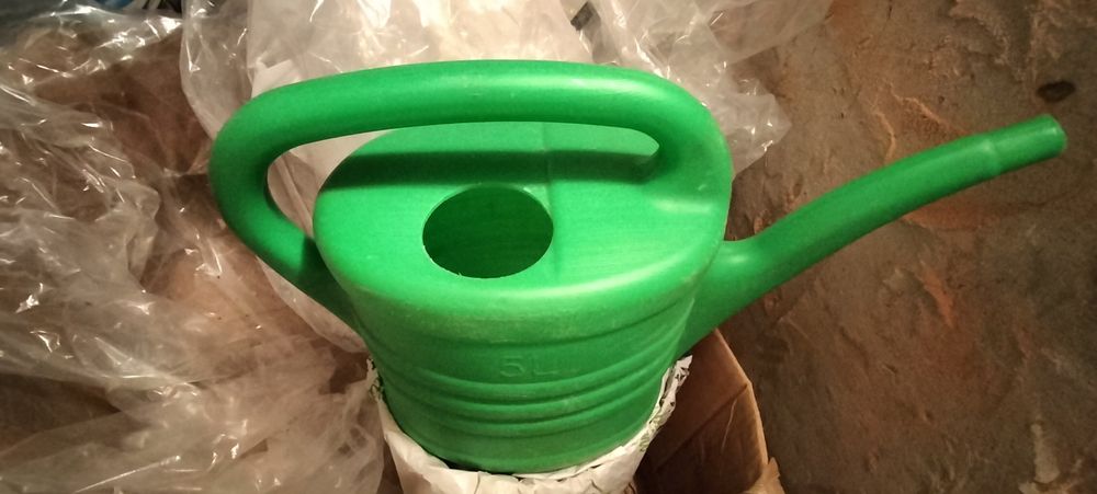 Konewka 5 litrowa zielona
