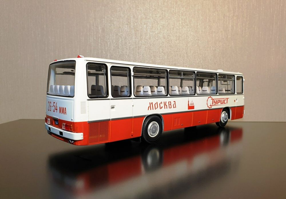 Модель автобуса Ikarus 255.70 "Турист" 1:43 Demprice Classicbus