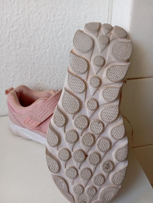 Tênis e sabrinas 33