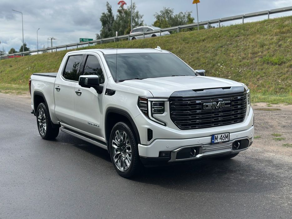 GMC Sierra