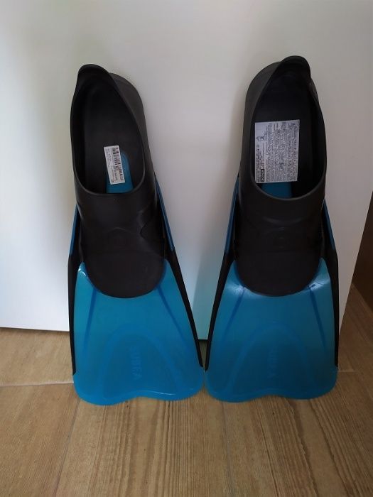 Fato mergulho/bodyboard S/M 7mm + Barbatanas