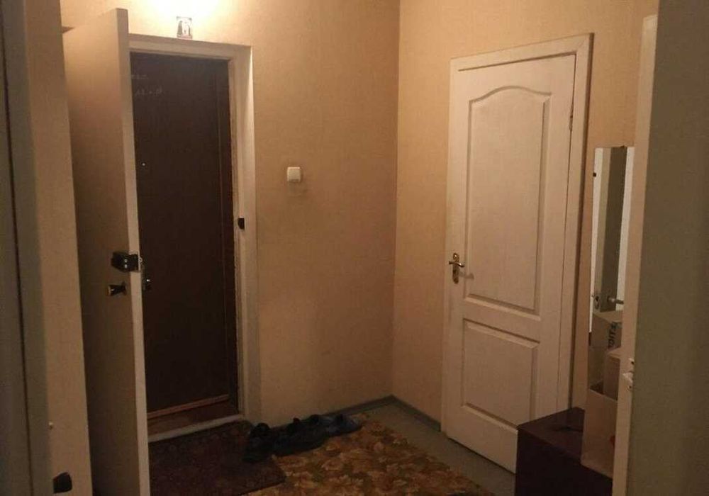 Продам 1-к. квартиру 45,3 кв.м. р Робоча вул. Національної Гвардії  AK