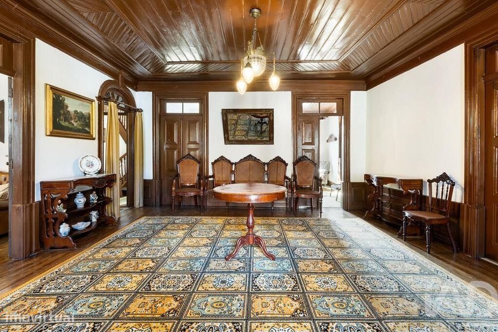 Quinta T8 em São Martinho de Mouros de 558 m2