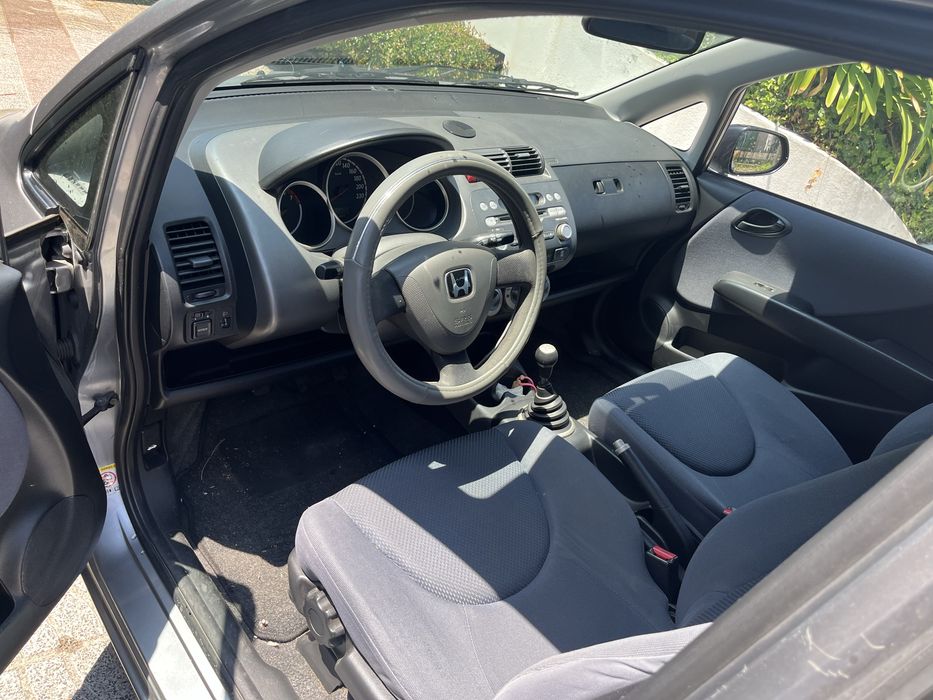 Honda Jazz 1.2 75cc 5 portas  ano 2005 — photo 5