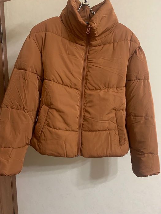 Продаж нової весняної куртки 550 грн. М