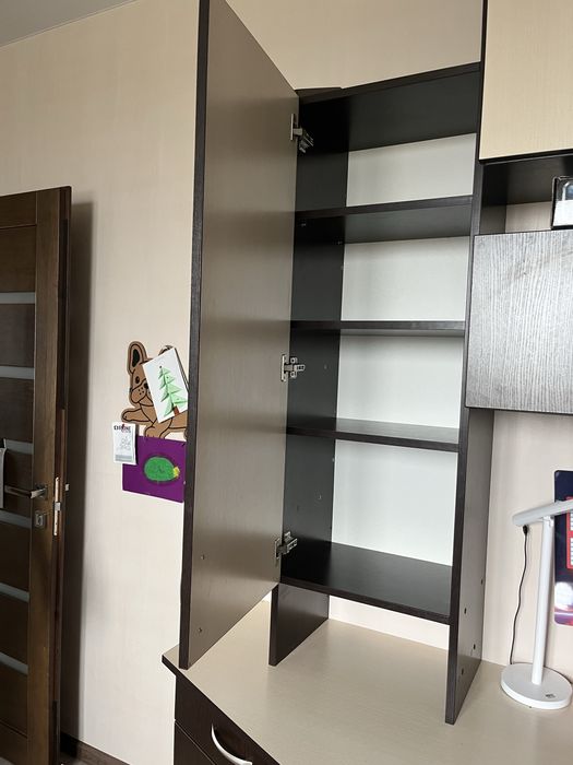 Стіл-шафа  офісний