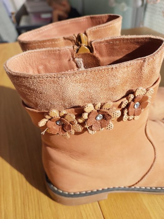 Skórzane, ocieplane kozaczki Lasocki 34