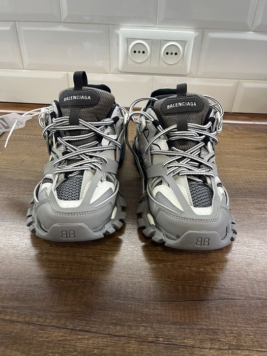 Кроссовки:Balenciaga Runner