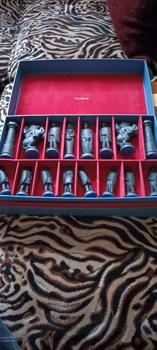 Шахматный набор.