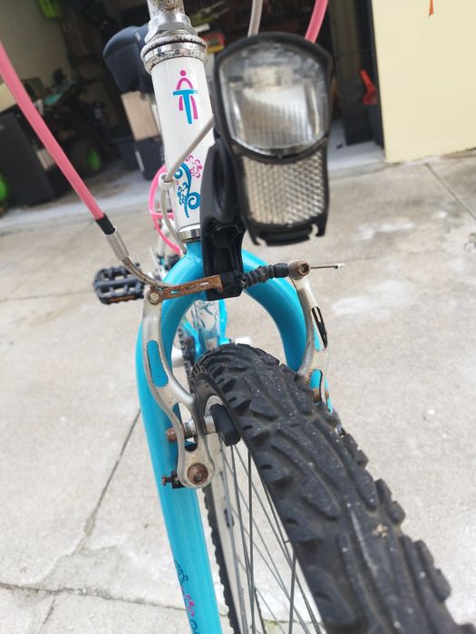Bicicleta menina roda 20 em bom estado