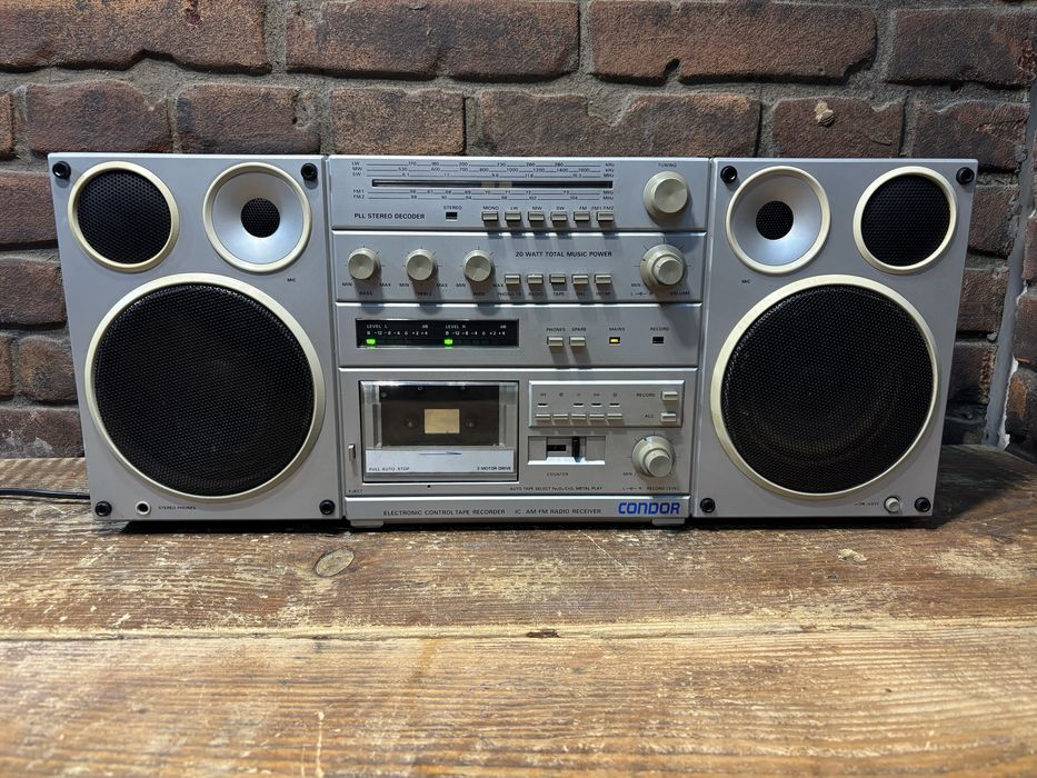 Radiomagnetofon Condor