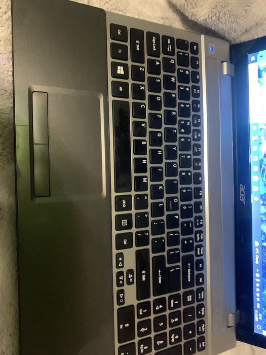 Ноудбук асер в норм стані