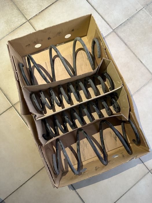 Molas BMW F20 - originais