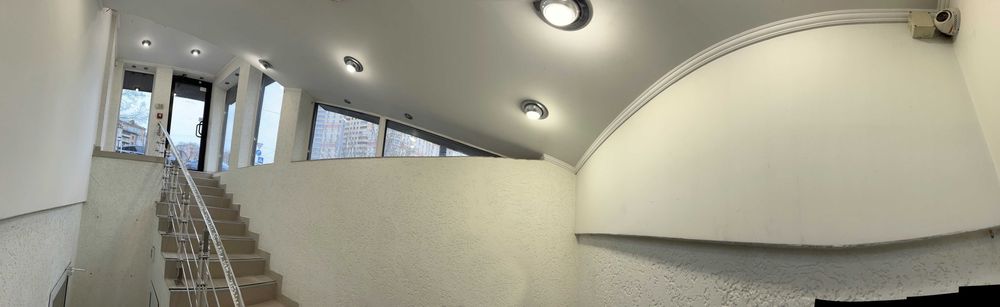 Оренда фасадного торгового приміщення 133м² — вул.Чорновола, 2