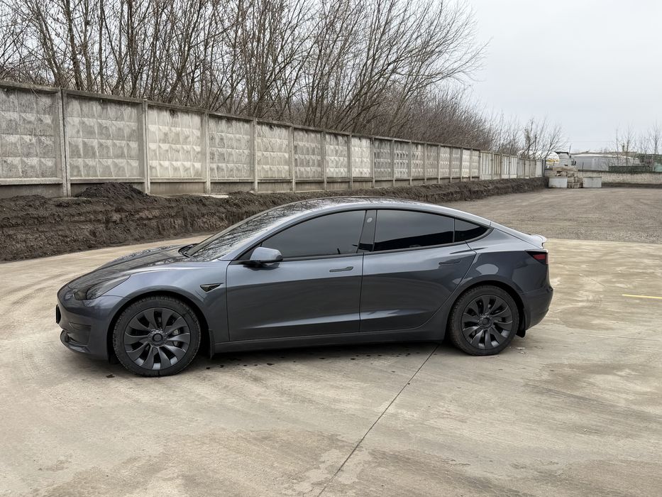 Tesla 3 повний привід, запас ходу 400+, обмін