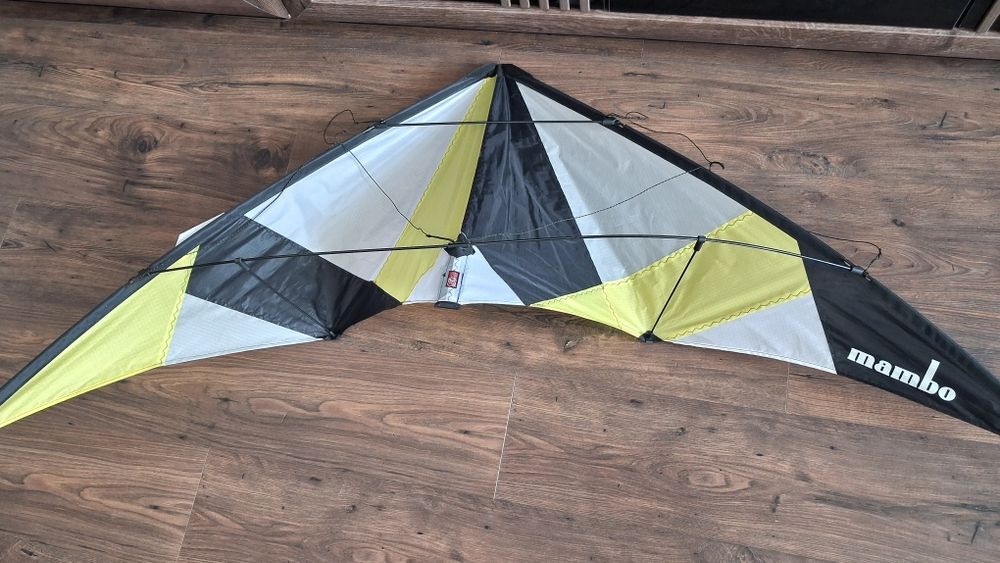 Latawiec akrtobatyczny