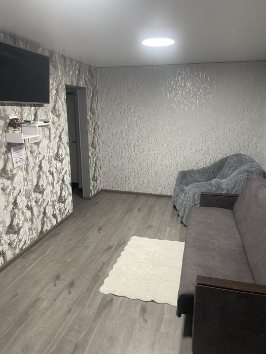 Здам однокімнатну квартиру студію подобово