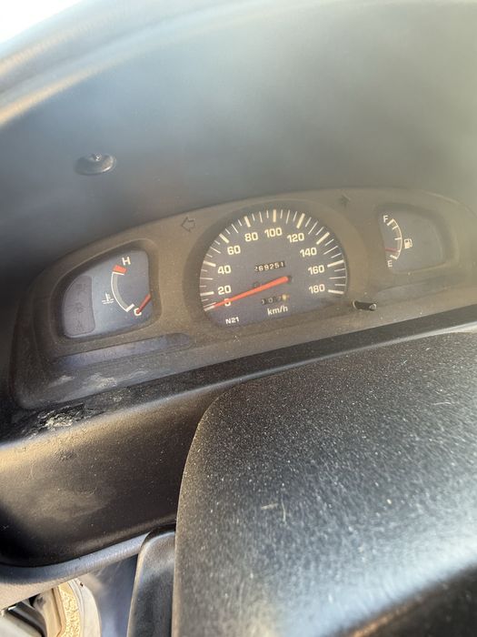 Toyota Hilux 2.4