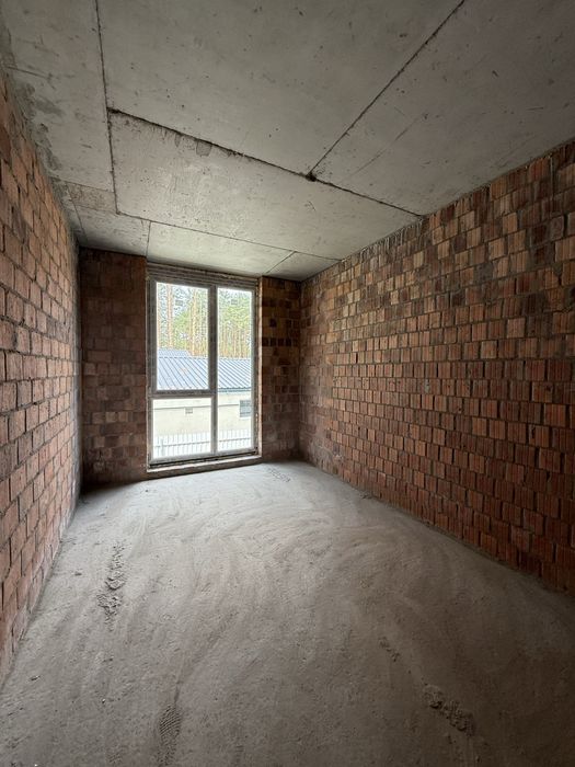 Таунхаус Гостомель на межі Бучі парк Щасливий