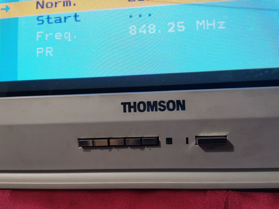 Телевізор Thomson 21DM135KH