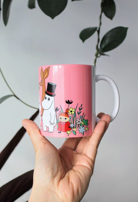 Kubek Muminki, Włóczykij, Mała Mi na różowym tle 330ml