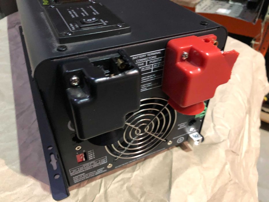 Інвертор ДБЖ Volt Polska Power Sinus 3000 48V ,б/в