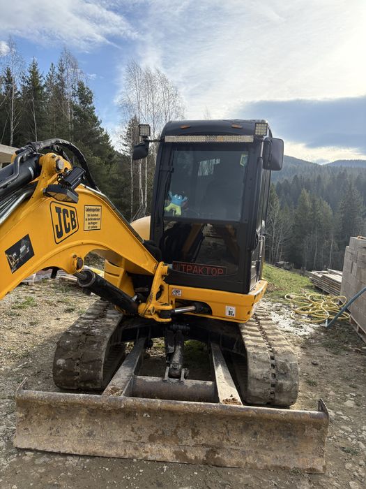 Продається ескаватор в робочому стані JSB8045