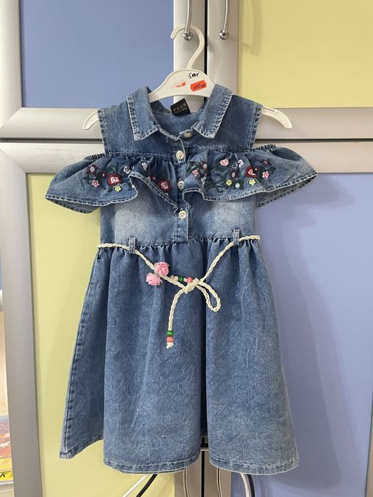 Сукня, джинсовий сарафан 110-116 р, 4-5 років