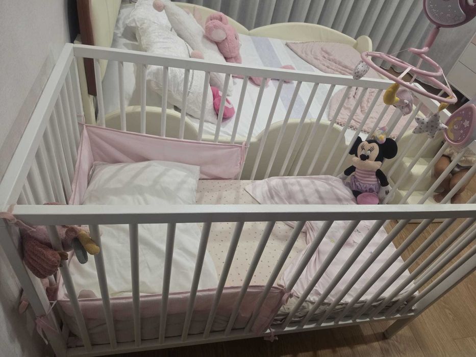 Cama grades bebé praticamente Nova