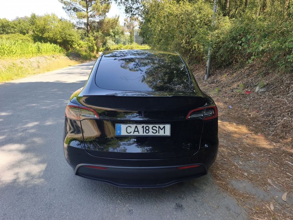Tesla Y RWD IVA Dedutível