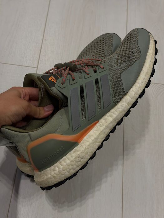 Кросівки Adidas ultraboost