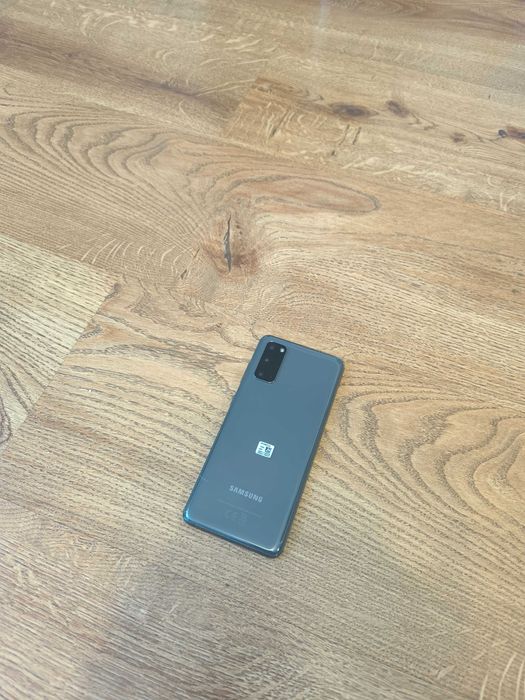 Samsung Galaxy S20 8/128gb