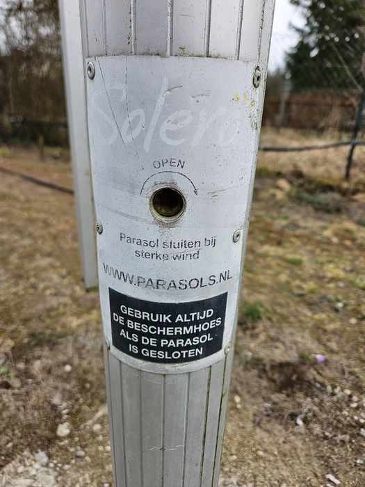 Solero  aluminiowy stelaż parasola