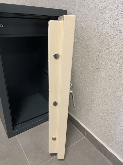 Сейф GRIFON FS.90.K / Вогестійкий / 2 ключі / Українського виробництва