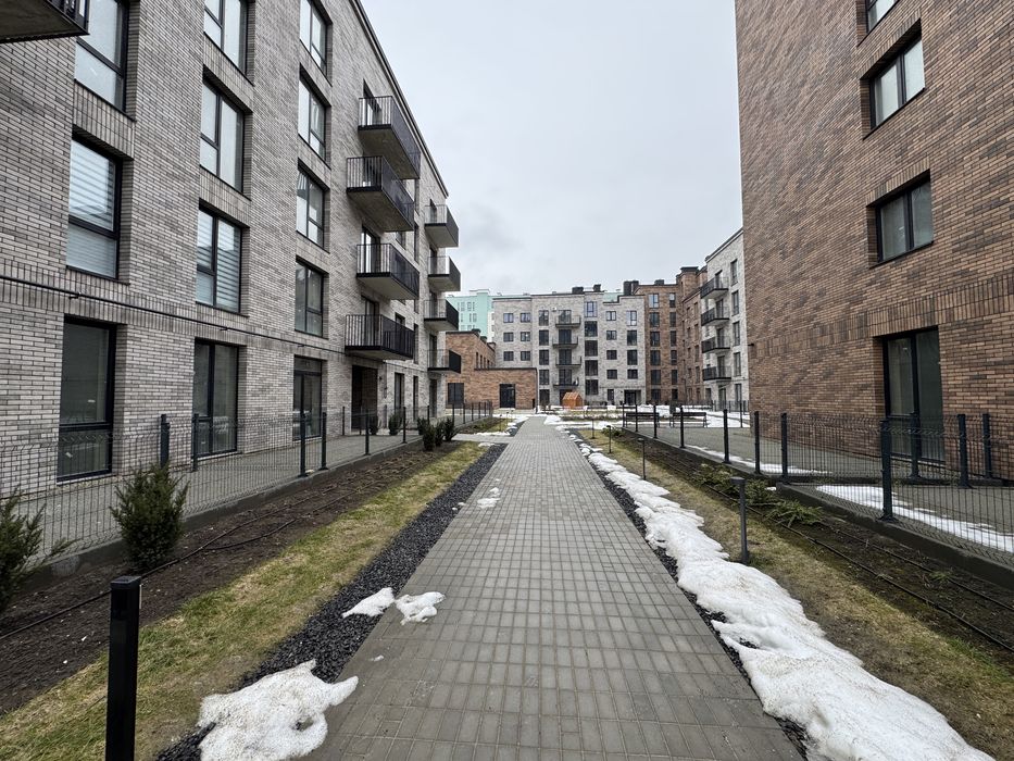 Продаж 3К Квартири 93 м2 Власне ПАТІО 64м2 ЖК WAWEL