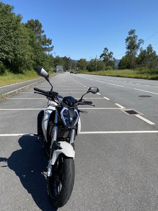 Keeway rkf 125 como nova