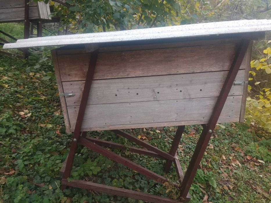 Вулик-колода для пчёл.