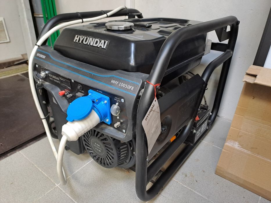 Продам бензиновий генератор Hyundai HHY 10050FE (8 кВт)