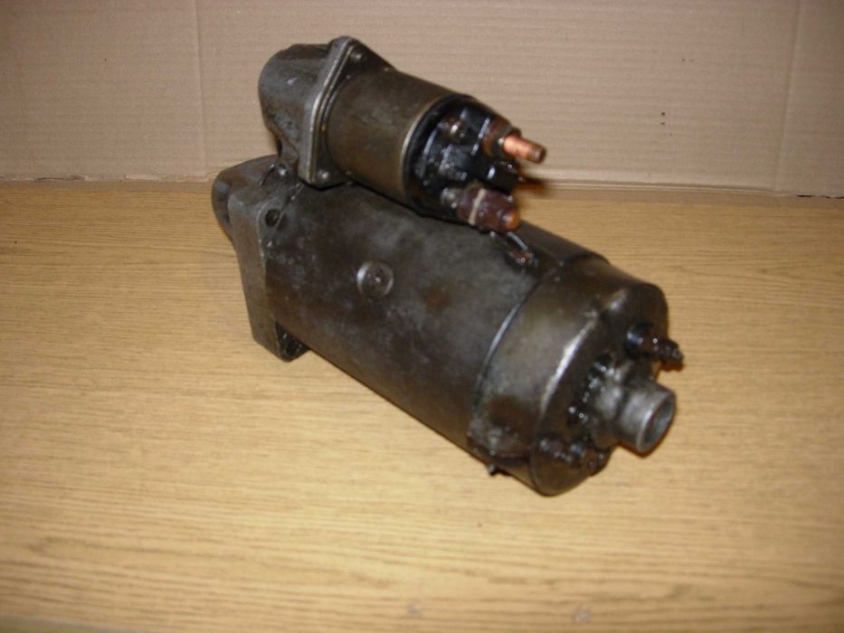 FSO Fiat 125p   - rozrusznik tłoki wał elektromagnes pompa wody