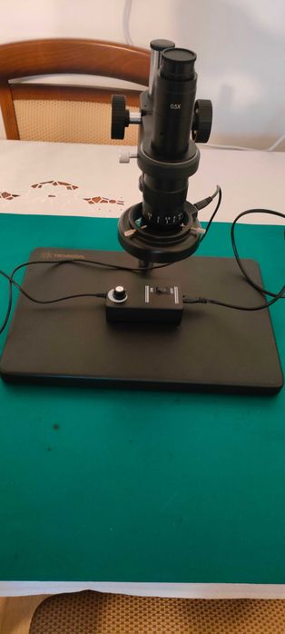 Mikroskop cyfrowy 10A solo +regulowane oświetlenie led
